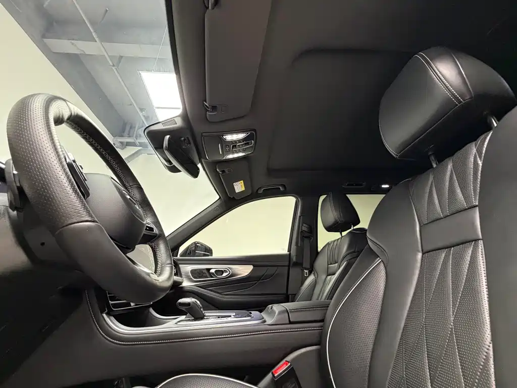GAC Motor Trumpchi GS8 — фото 18