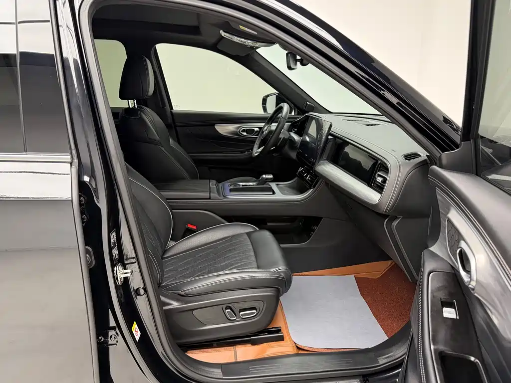 GAC Motor Trumpchi GS8 — фото 10