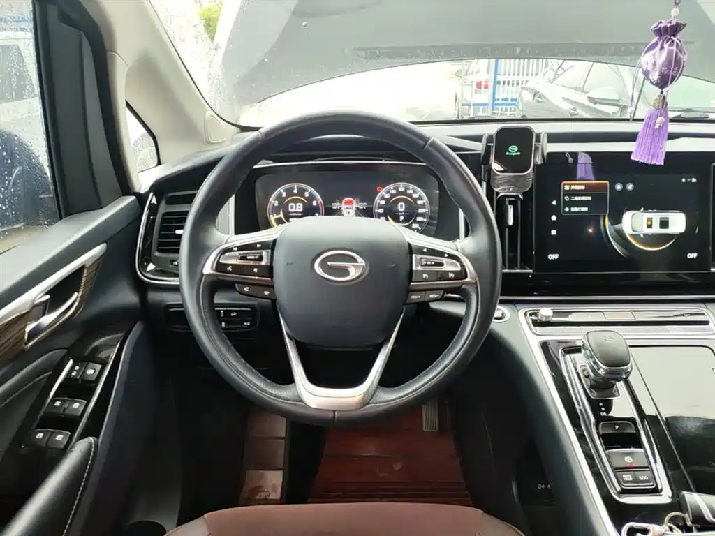 GAC Motor Trumpchi M8 — фото 11