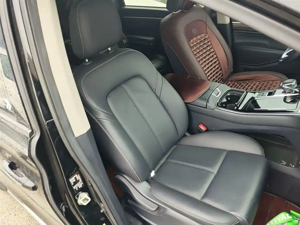 GAC Motor Trumpchi M8 — фото 25