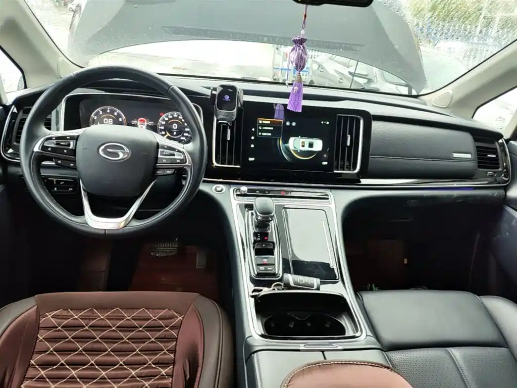 GAC Motor Trumpchi M8 — фото 10