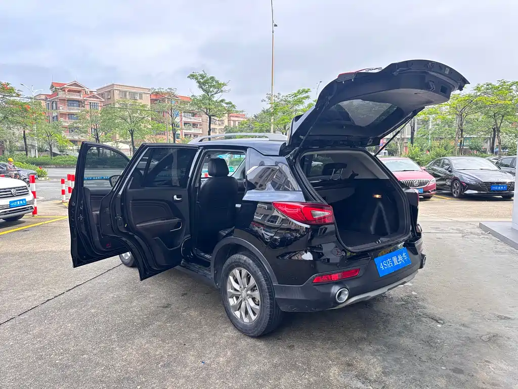 GAC Motor Trumpchi GS3 — фото 21