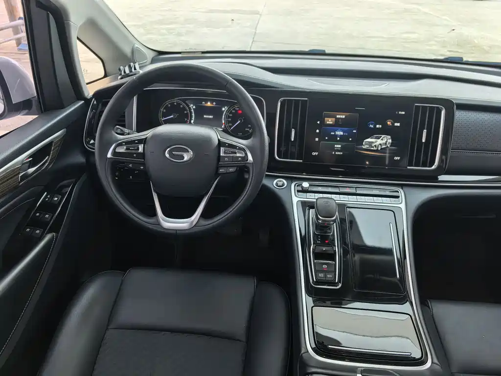 GAC Motor Trumpchi M8 — фото 11