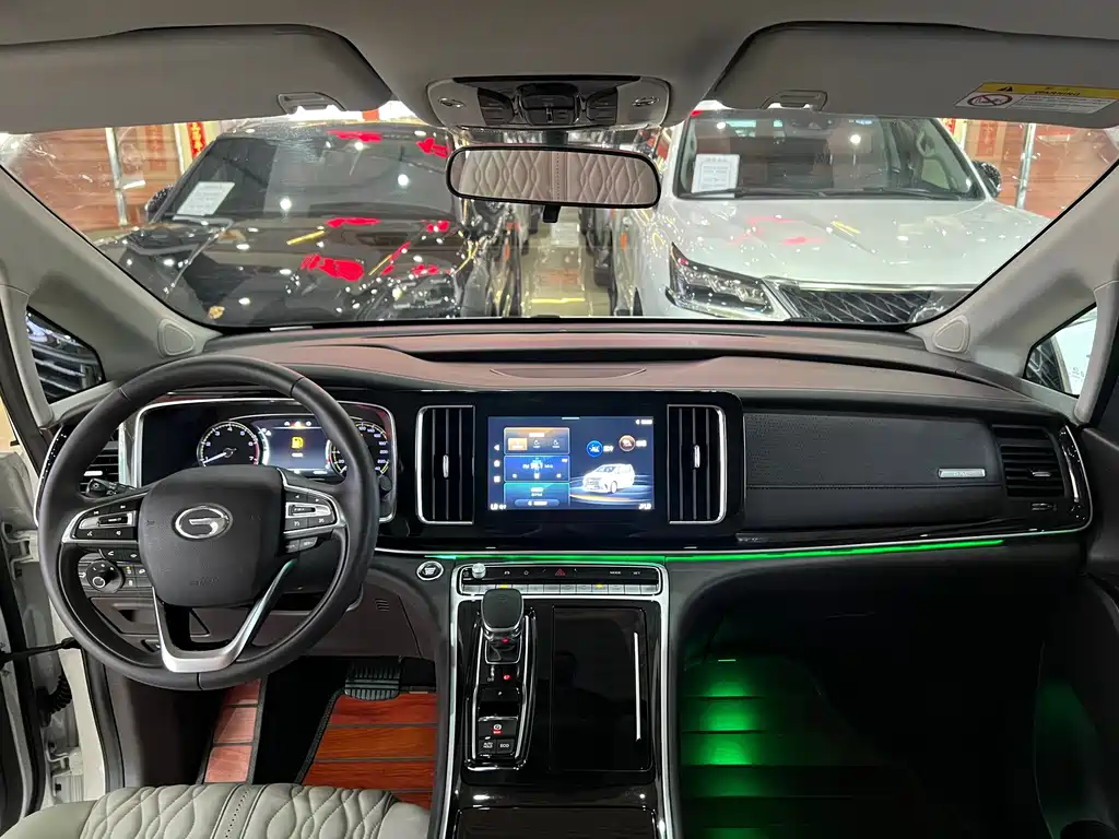GAC Motor Trumpchi M8 — фото 10