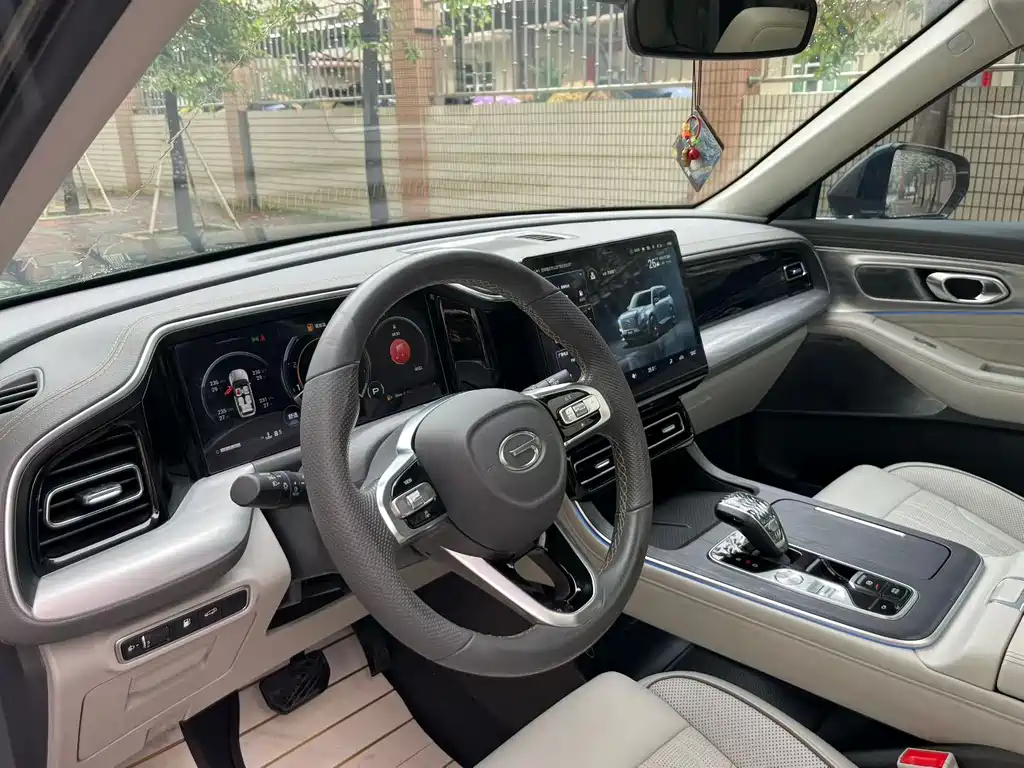 GAC Motor Trumpchi GS8 — фото 3