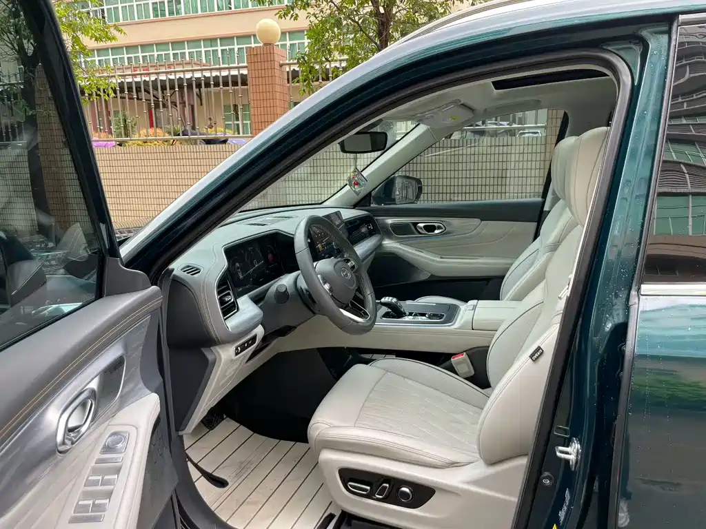 GAC Motor Trumpchi GS8 — фото 4