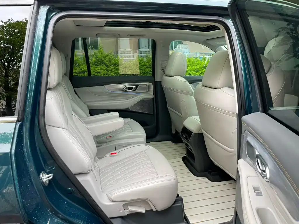GAC Motor Trumpchi GS8 — фото 6