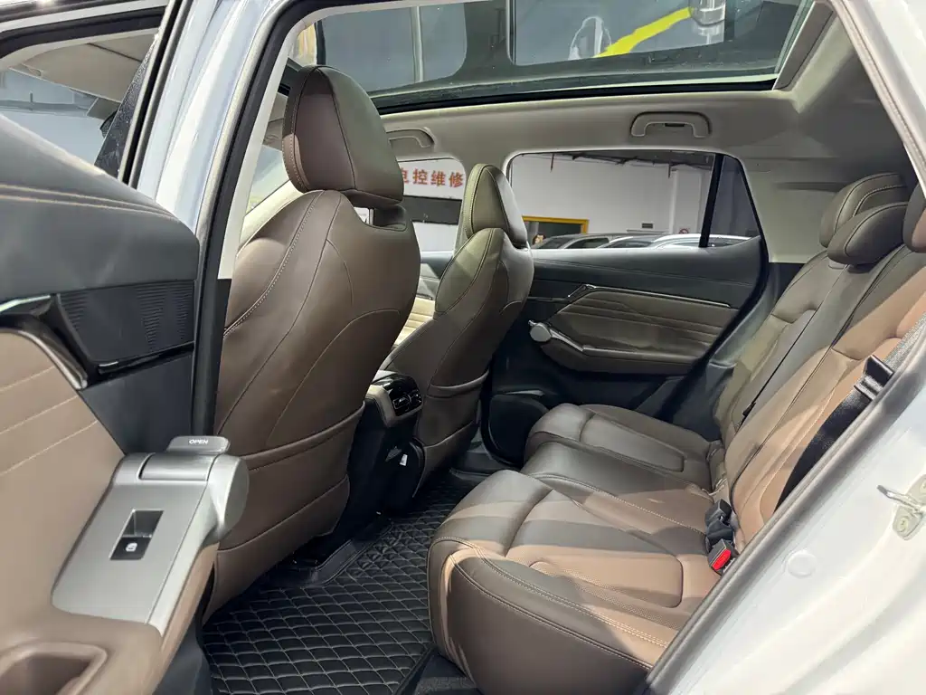 GAC Motor Trumpchi GS4 — фото 17