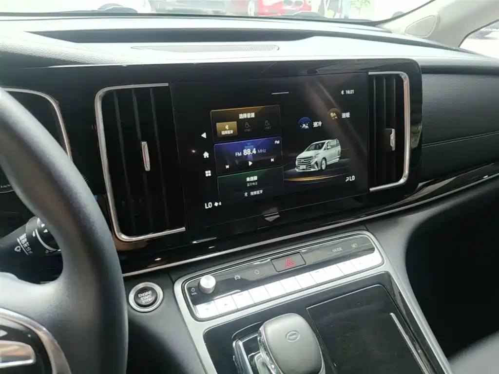 GAC Motor Trumpchi M8 — фото 13