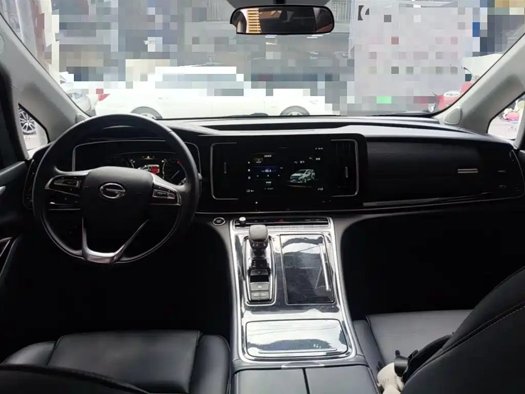GAC Motor Trumpchi M8 — фото 10
