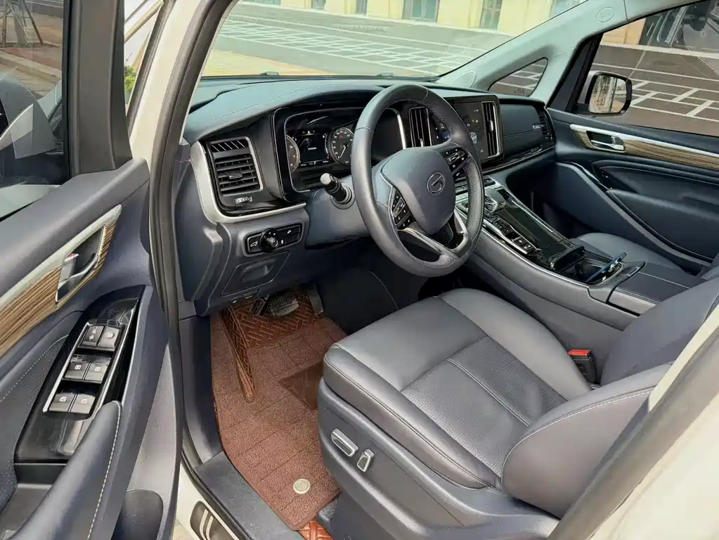 GAC Motor Trumpchi M8 — фото 6