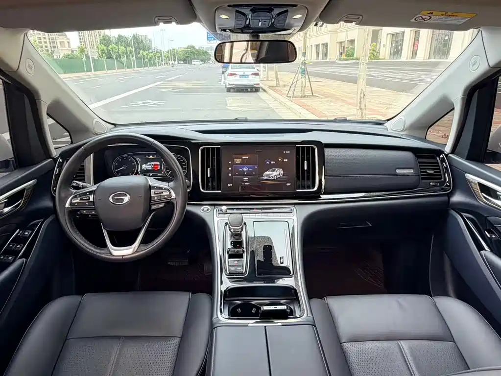 GAC Motor Trumpchi M8 — фото 7