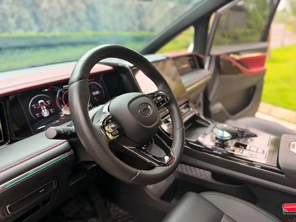 GAC Motor Trumpchi M8 — фото 34