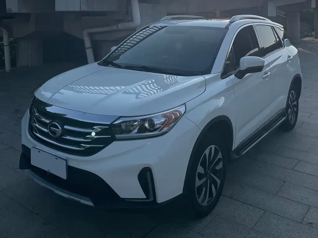 GAC Motor Trumpchi GS4