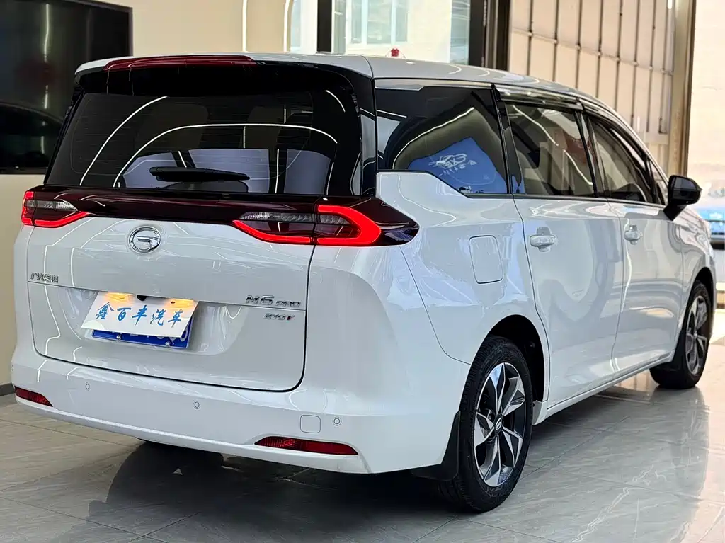GAC Motor Trumpchi M6 — фото 10