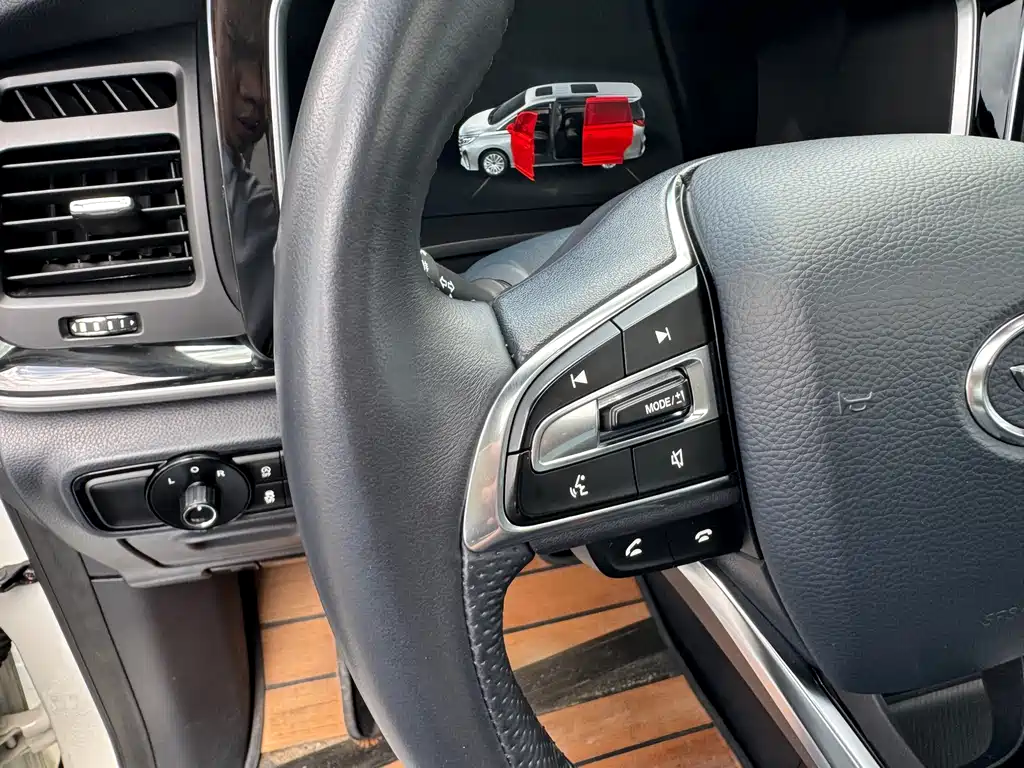 GAC Motor Trumpchi M8 — фото 21