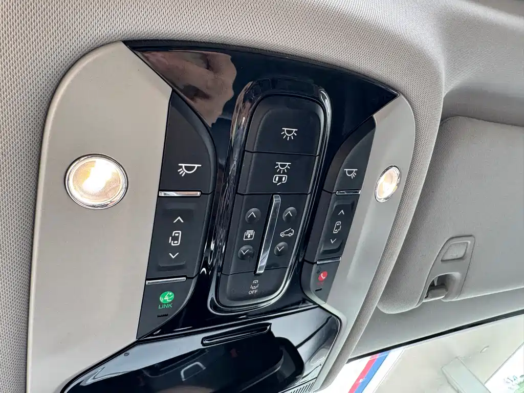 GAC Motor Trumpchi M8 — фото 25