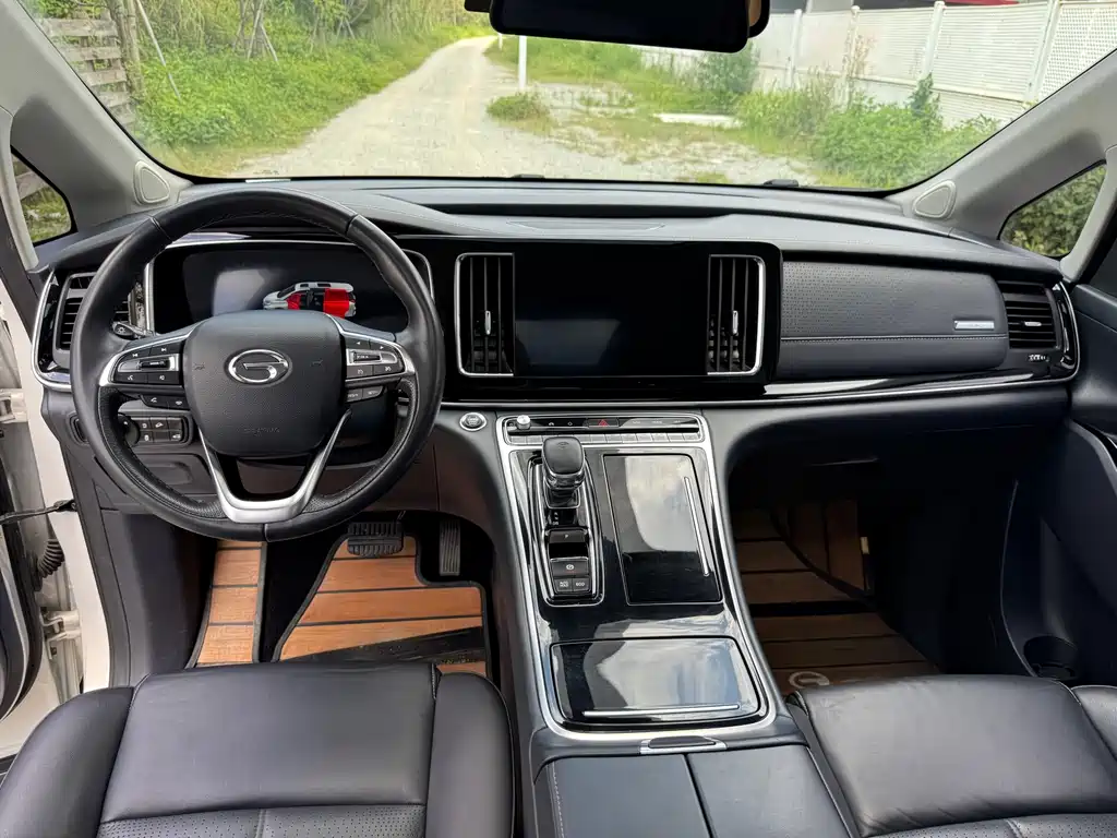 GAC Motor Trumpchi M8 — фото 9
