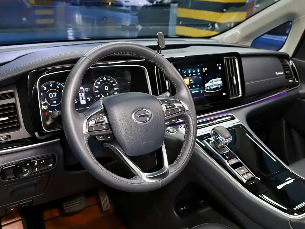 GAC Motor Trumpchi M8 — фото 13
