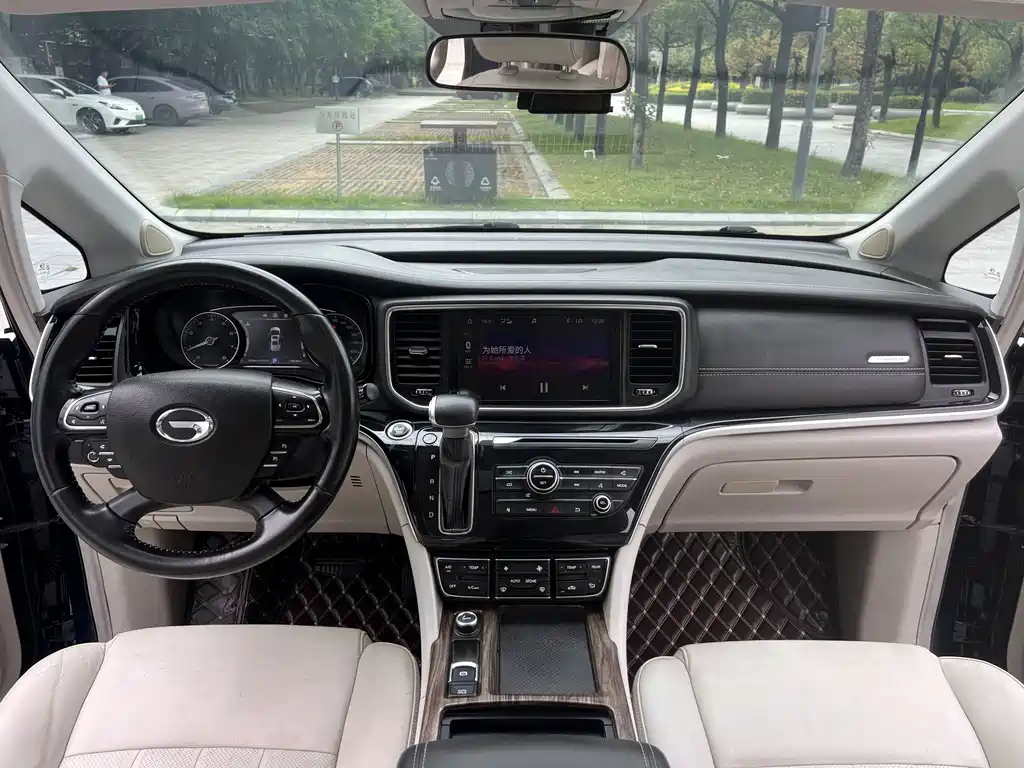 GAC Motor Trumpchi M8 — фото 4