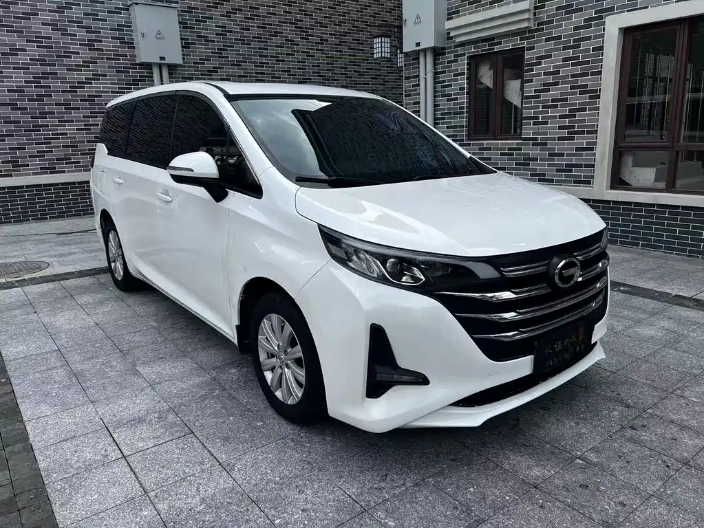 GAC Motor Trumpchi M6 — фото 6