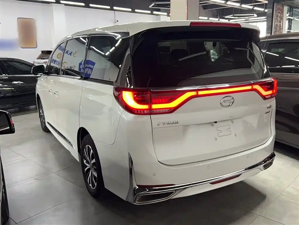 GAC Motor Trumpchi M8 — фото 11