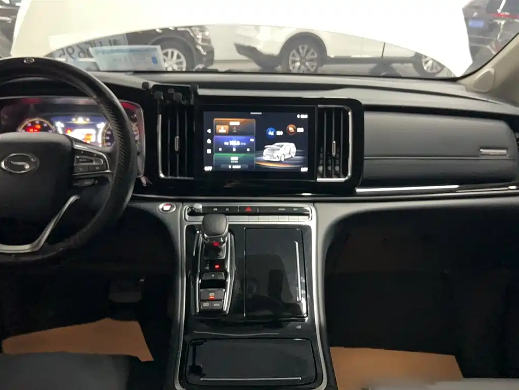 GAC Motor Trumpchi M8 — фото 7