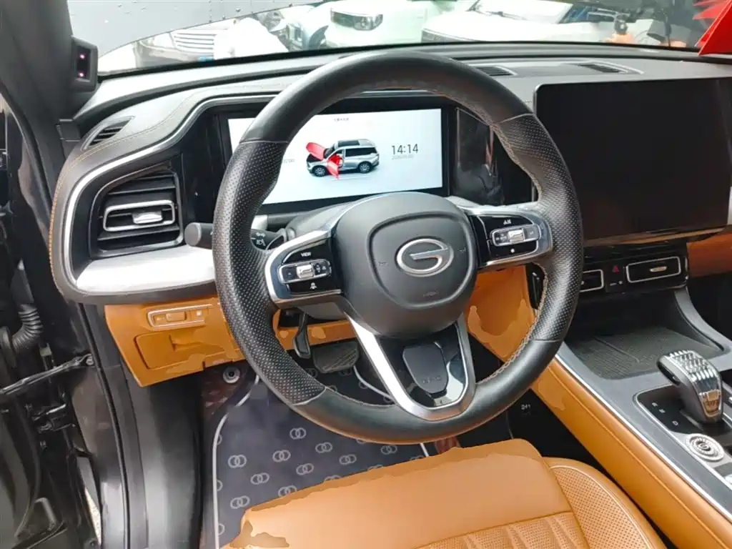 GAC Motor Trumpchi GS8 — фото 11