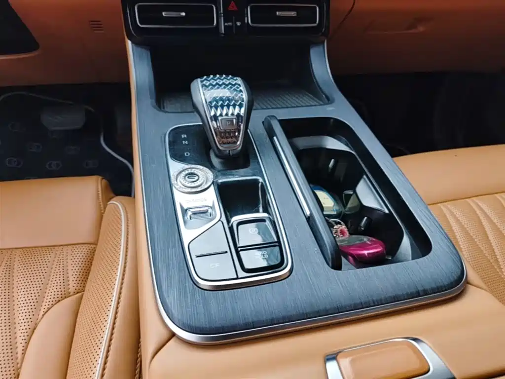 GAC Motor Trumpchi GS8 — фото 14