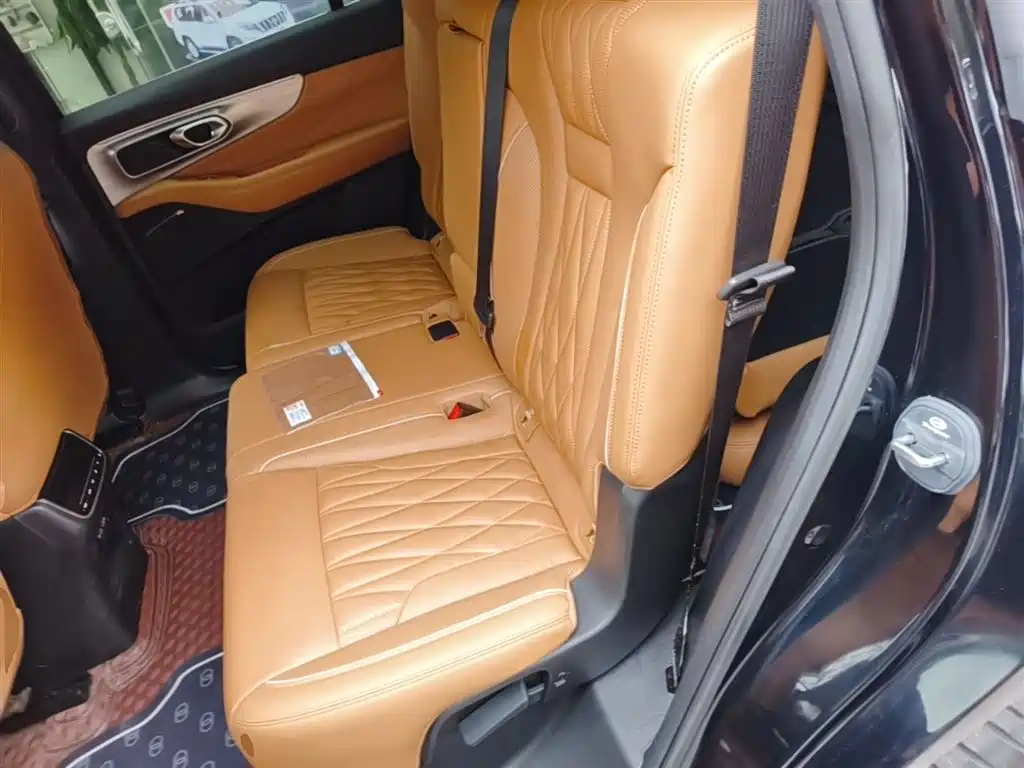 GAC Motor Trumpchi GS8 — фото 17