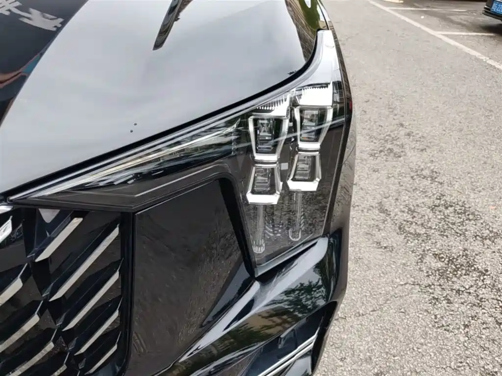 GAC Motor Trumpchi GS8 — фото 24