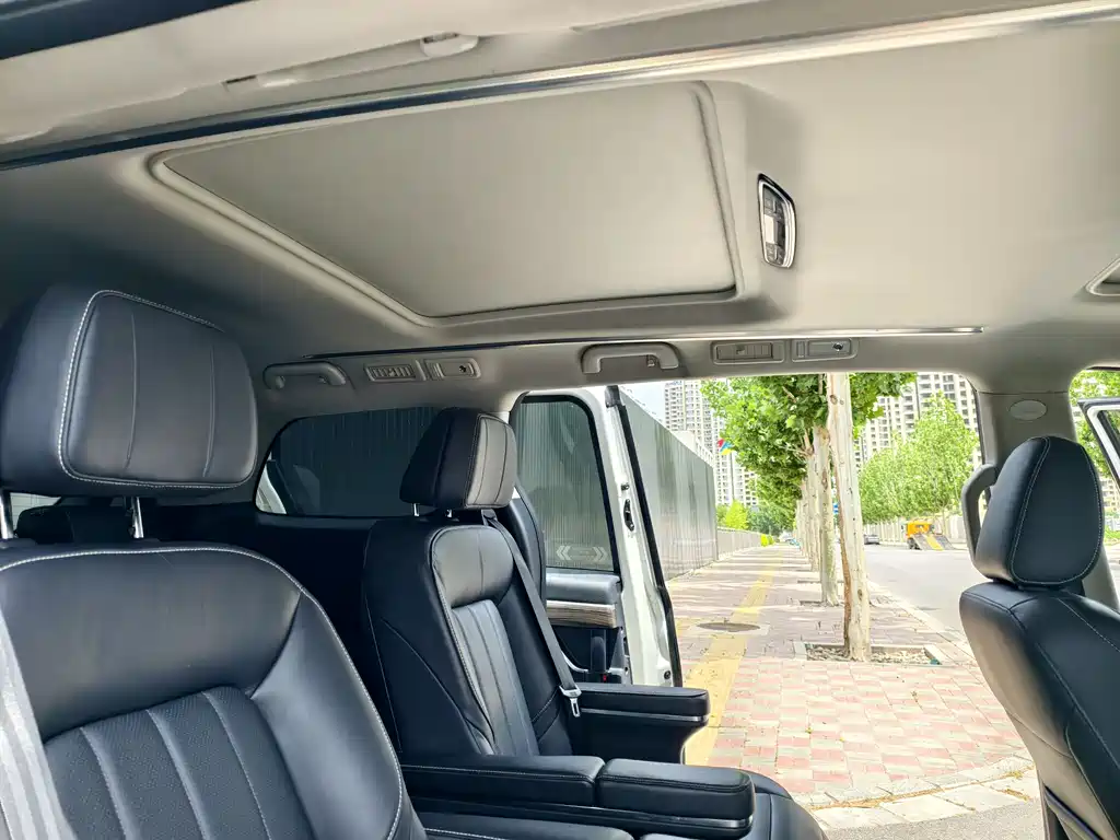GAC Motor Trumpchi M8 — фото 16