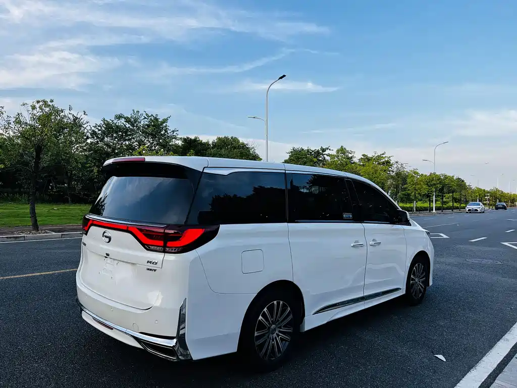 GAC Motor Trumpchi M8 — фото 19