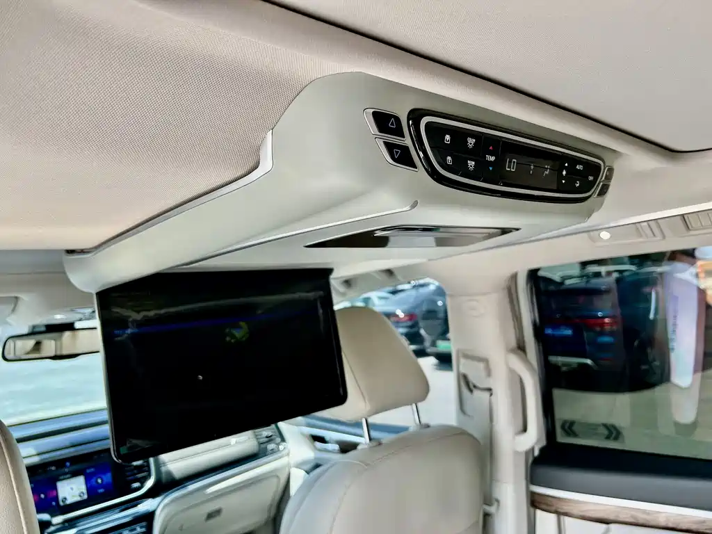 GAC Motor Trumpchi M8 — фото 7
