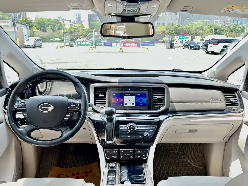 GAC Motor Trumpchi M8 — фото 9