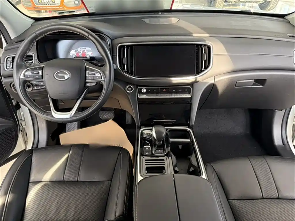 GAC Motor Trumpchi GS8 — фото 8