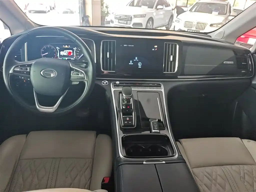 GAC Motor Trumpchi M8 — фото 10
