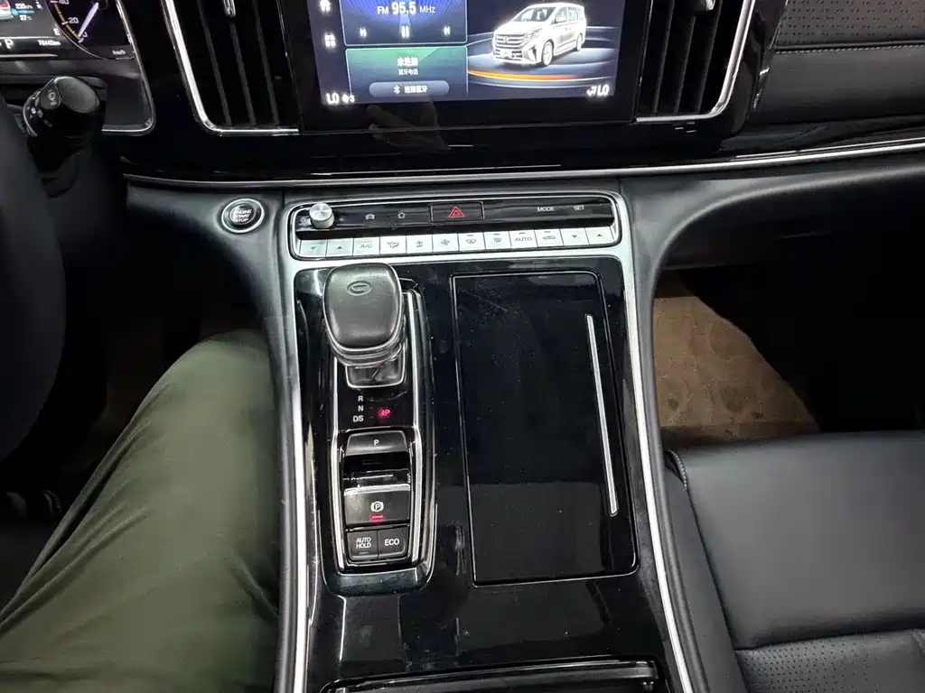 GAC Motor Trumpchi M8 — фото 11