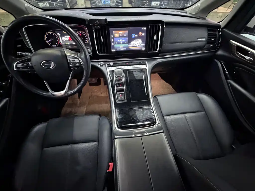GAC Motor Trumpchi M8 — фото 10