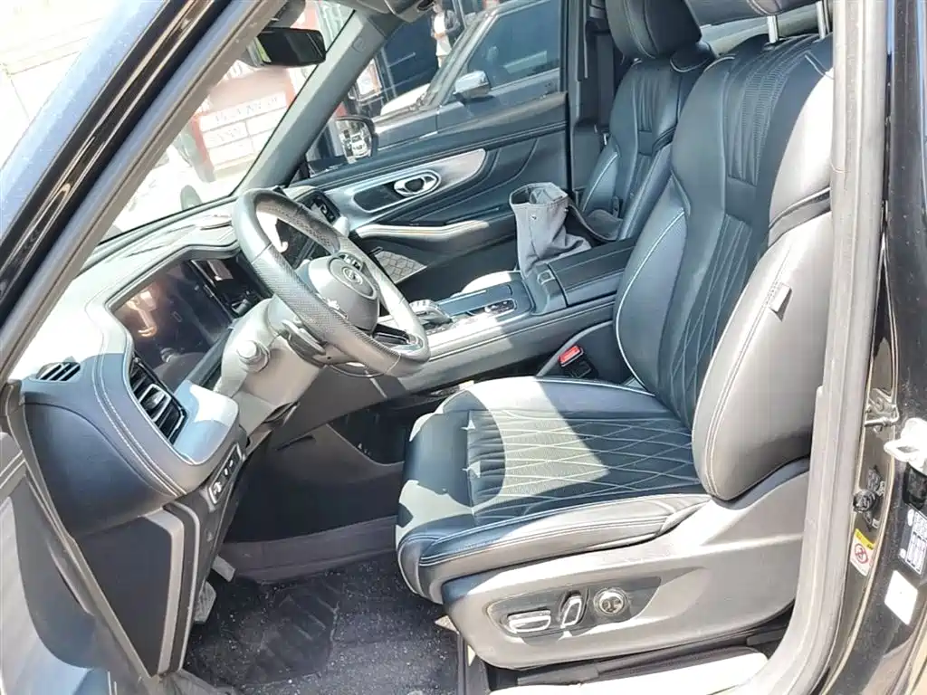 GAC Motor Trumpchi GS8 — фото 15
