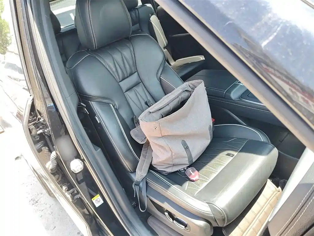 GAC Motor Trumpchi GS8 — фото 25