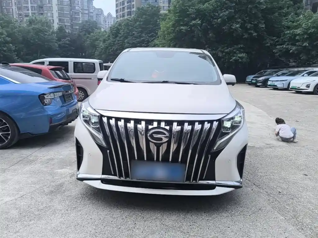 GAC Motor Trumpchi M8 — фото 3