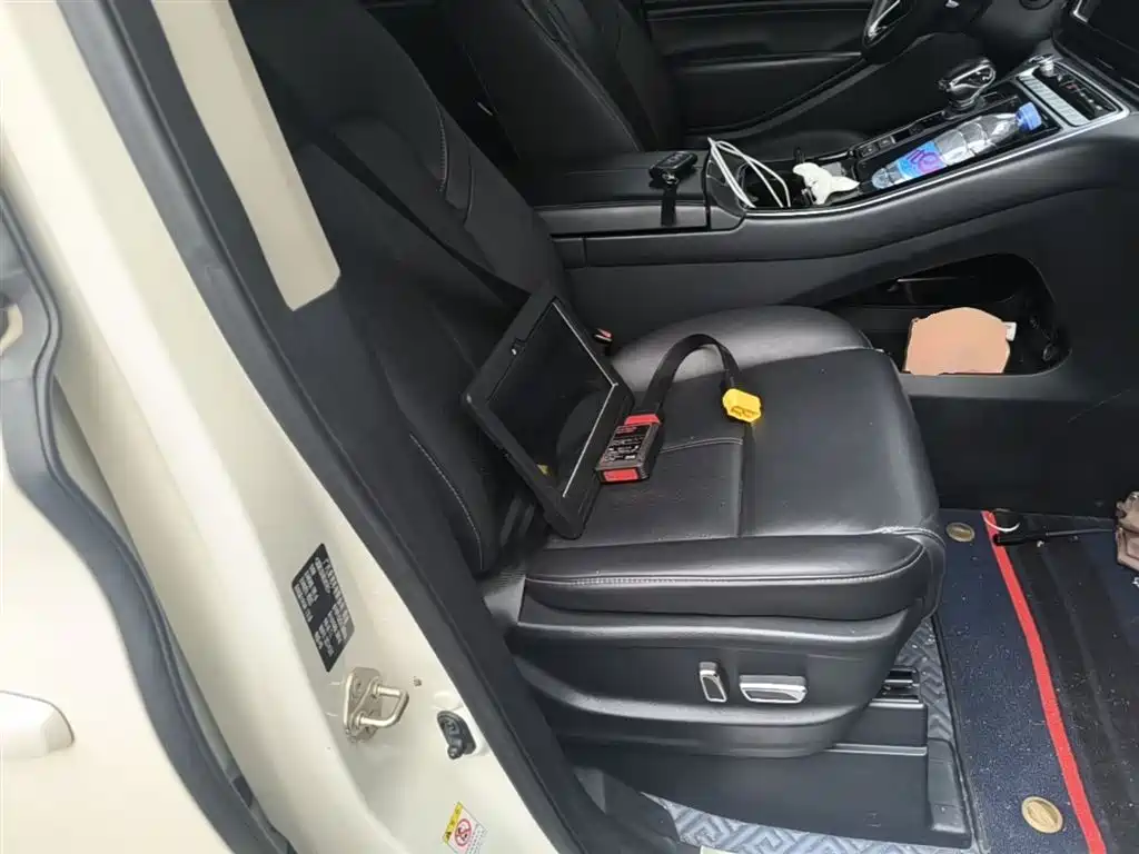 GAC Motor Trumpchi M8 — фото 25