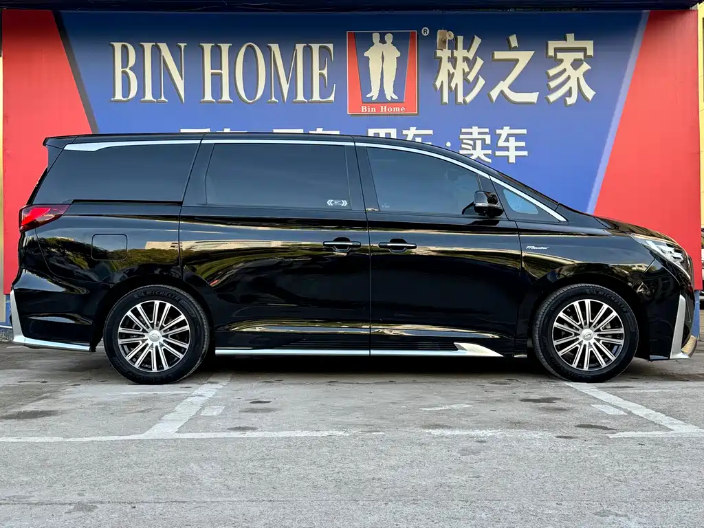 GAC Motor Trumpchi M8 — фото 33