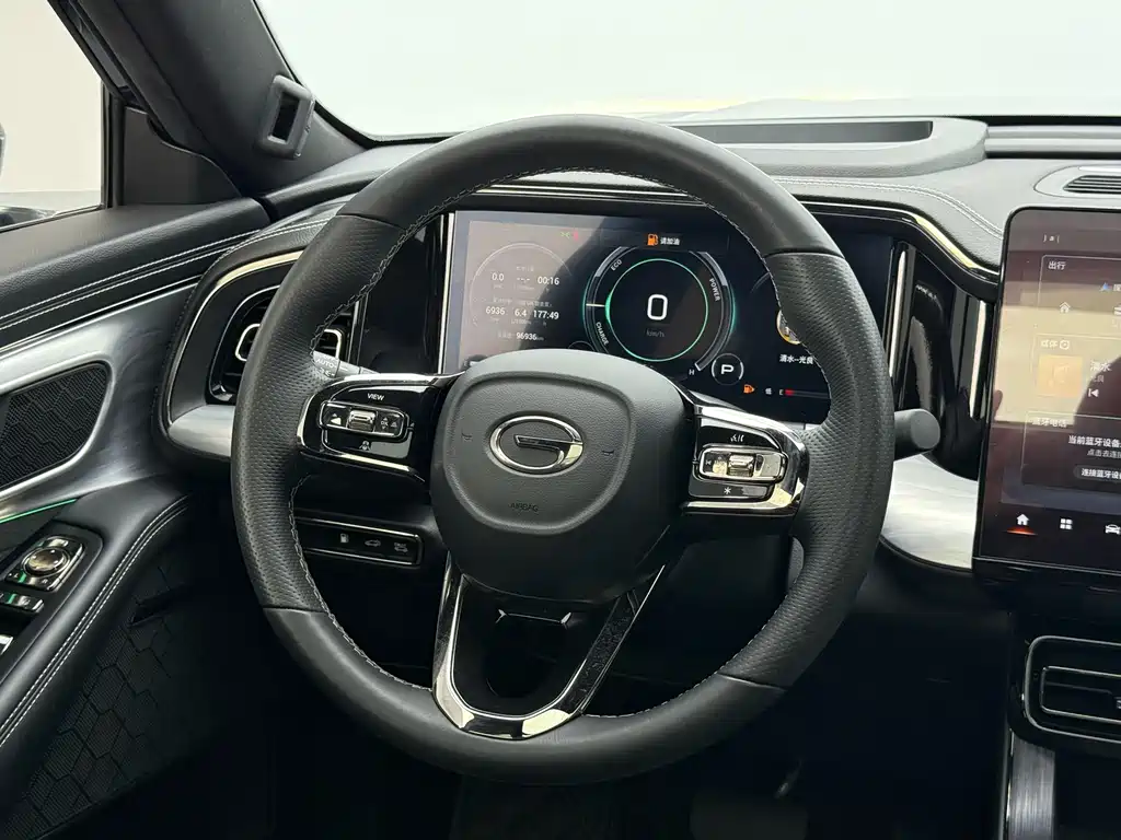 GAC Motor Trumpchi GS8 — фото 15