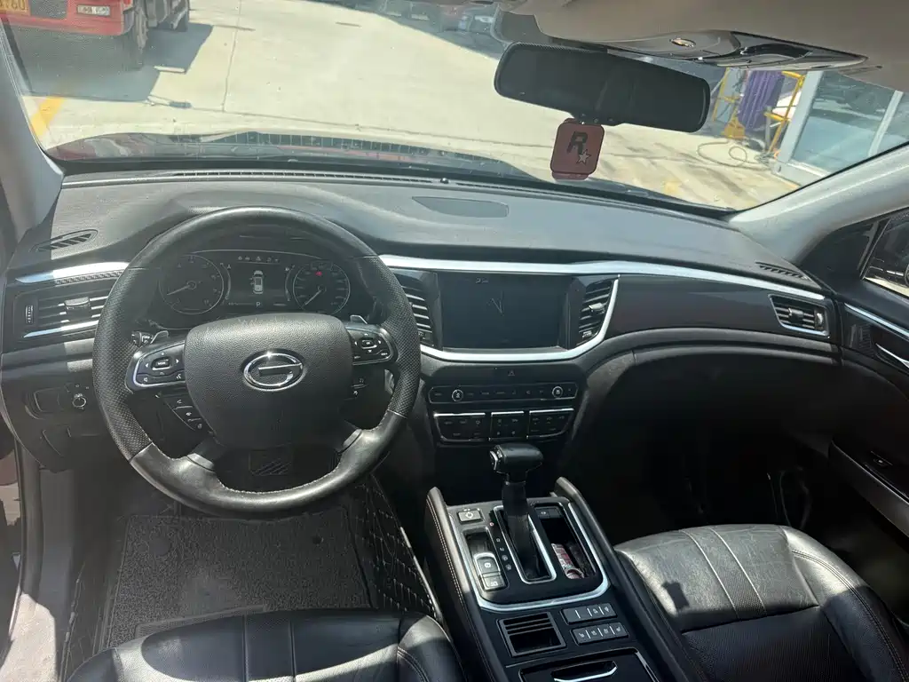 GAC Motor Trumpchi GS7 — фото 11