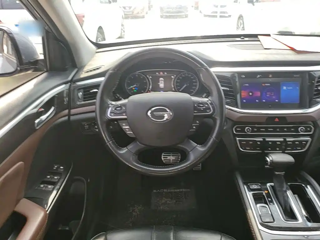 GAC Motor Trumpchi GS8 — фото 11