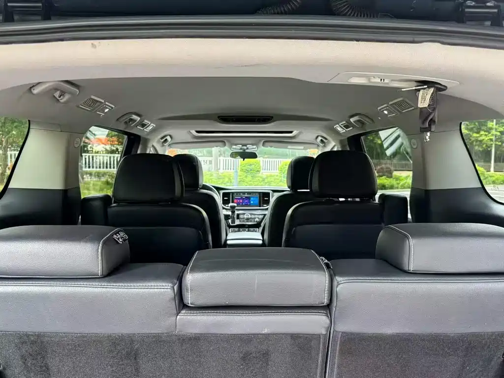 GAC Motor Trumpchi M8 — фото 8