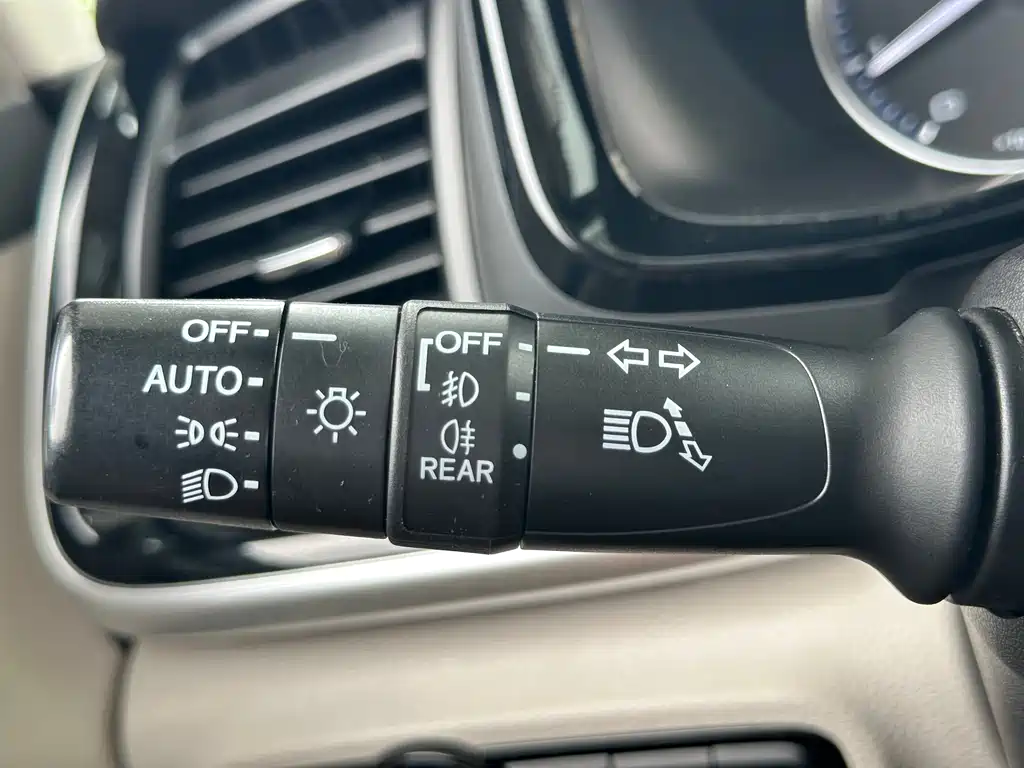 GAC Motor Trumpchi M8 — фото 22