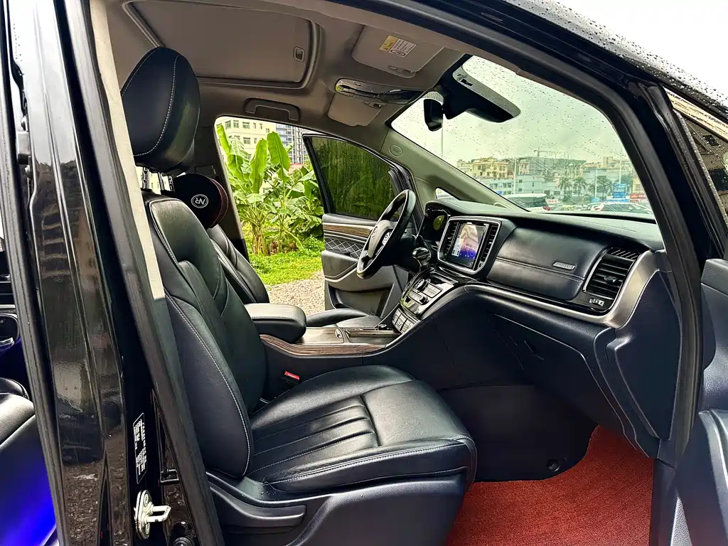 GAC Motor Trumpchi M8 — фото 4